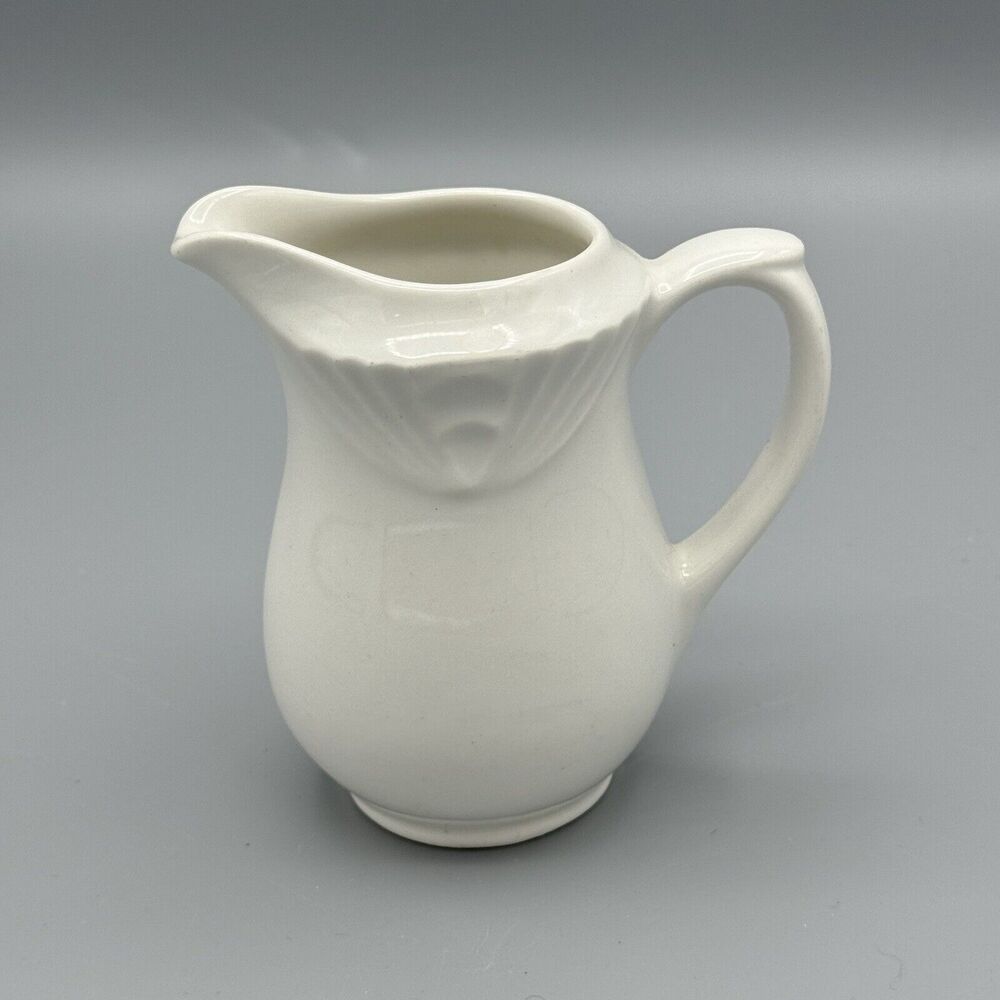 Vtg Dudson Duraline White Creamer Stoke-on-Trent England Finest Virtrified 4034